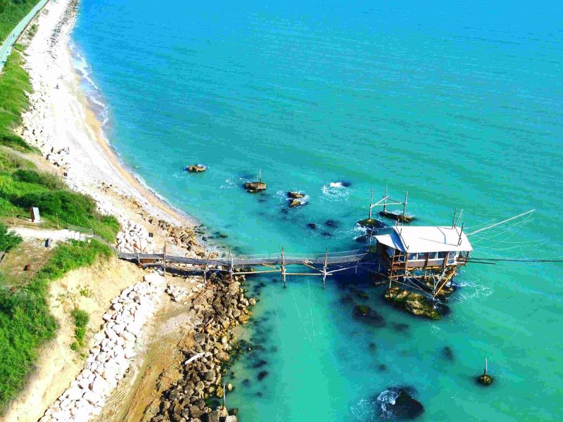 La Mucchiola, spiaggia libera a San Vito Chietino